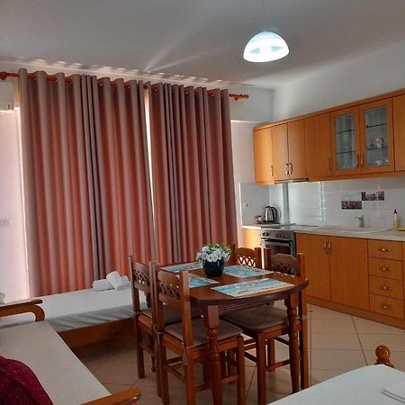Caldera Vista Apartaments Sarandë Exteriör bild